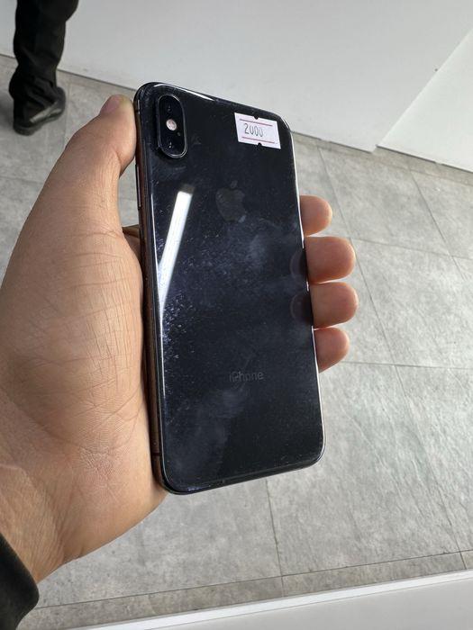 iPhone Xs holat idealizm