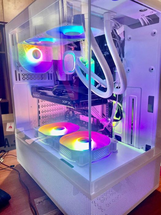 Геймърски компютър Ryzen 7 RX 6600 и водно | Нови части с гаранция