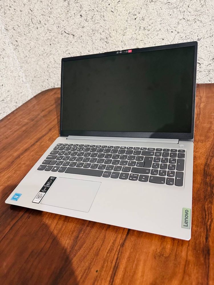Lenovo 4020 noutbuk talaba va ofis un arzon narxda