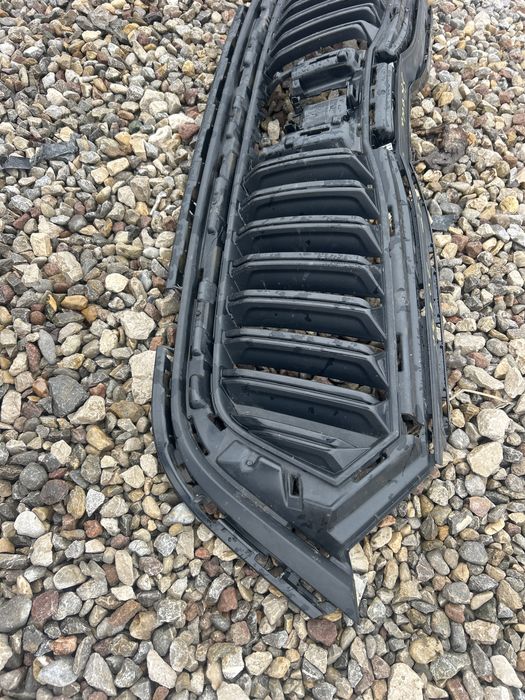 Предна решетка за Skoda Skala 2019”