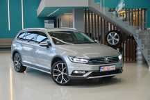 Volkswagen Passat 12luni Garantie~AllTrack~240cp~4Motion~Led~Navi~Camera~Ventilatie