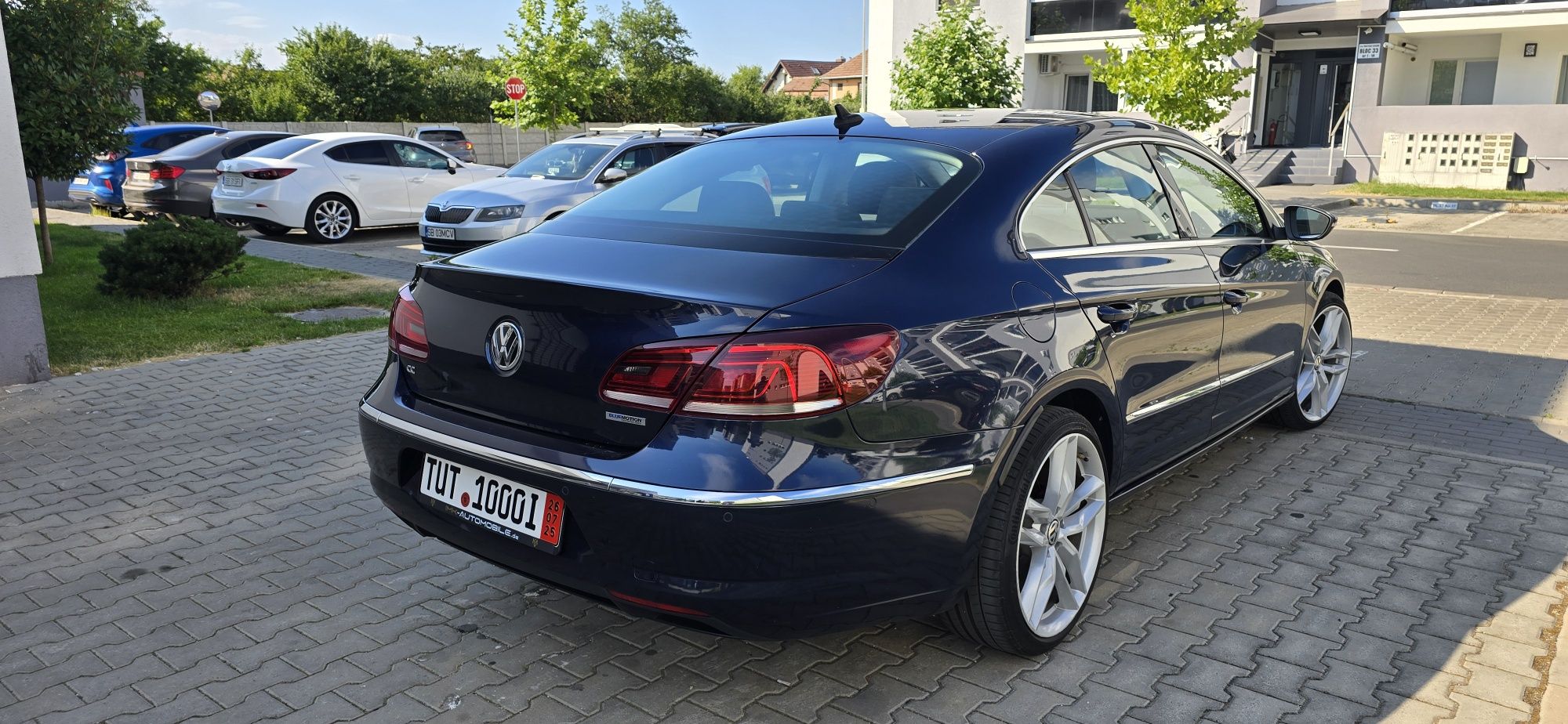 Volkswagen Passat CC 2.0 TDI 177 CP

Bi-Xenon + LED
Dubluclimatronic
N