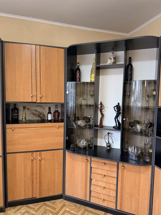 Vând mobila living -fara obiectele din imagine