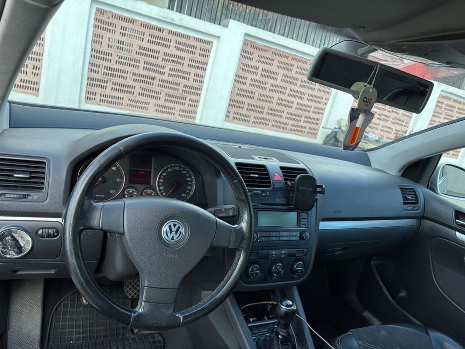 Volkswagen golf 5