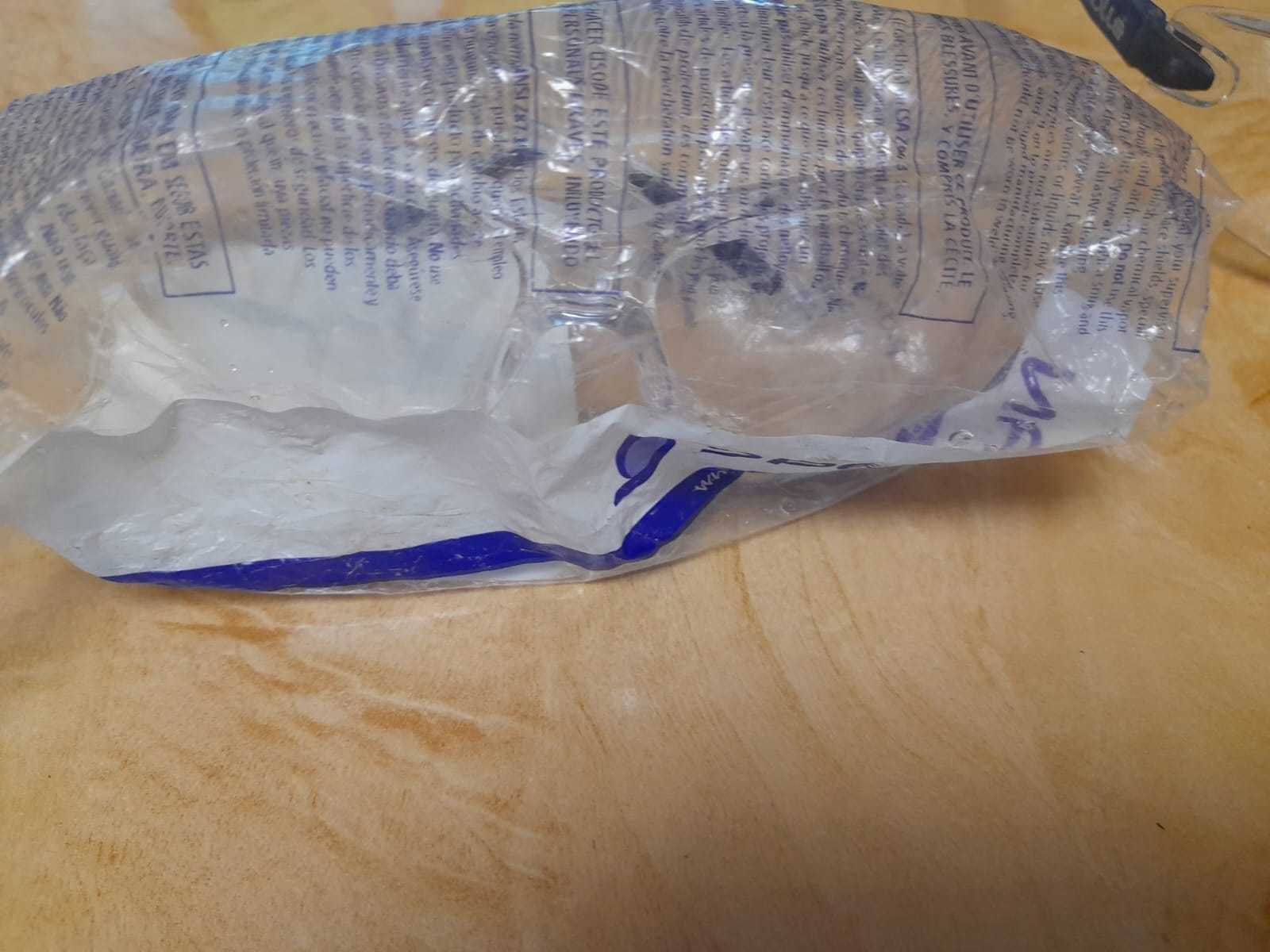 Vând pachet 5 căști de protecție, 2 seturi antifoane, 10 ochelari