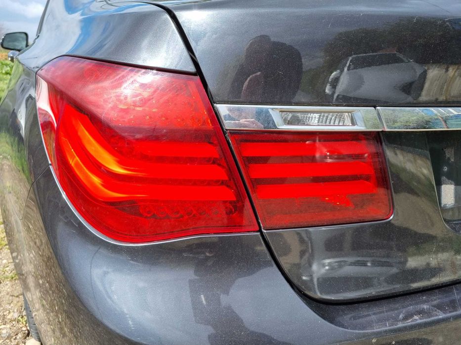 Tripla stop lampa frana haion BMW seria 7 F01 F02 F03 lci facelift