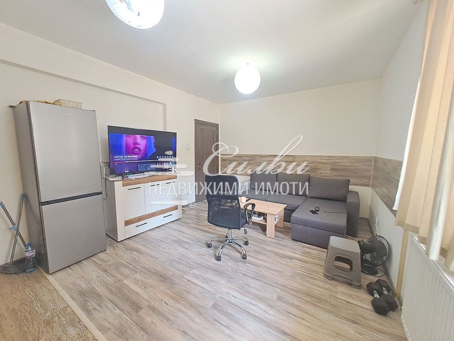 Продава се Тристаен апартамент в Шумен, Център - 74 кв.м за 1586 €/кв.м - Снимка #1