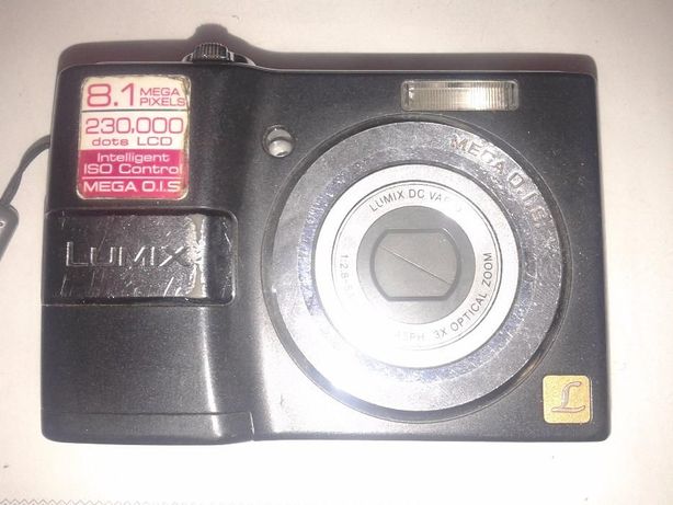 Продам цифровой фотоаппарат "Panasonic Lumix"