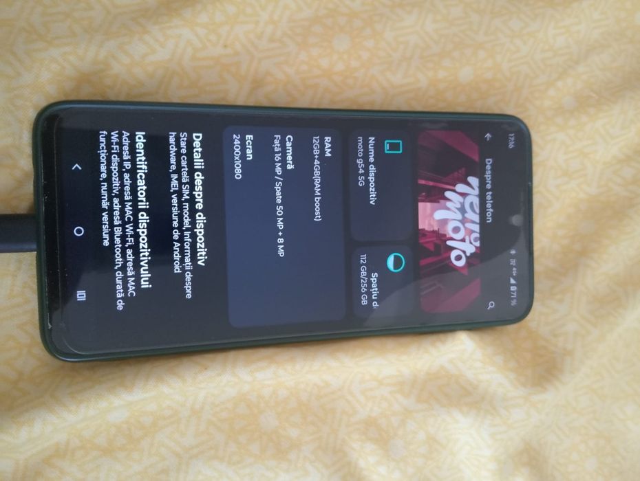 Model impecabil cu baterie mare