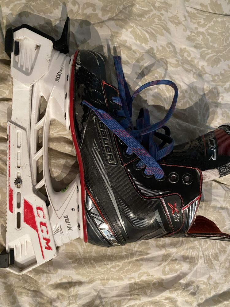 Продам коньки bauer vapor x2.7