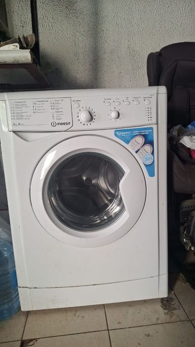 Стиральная машина Indesit
