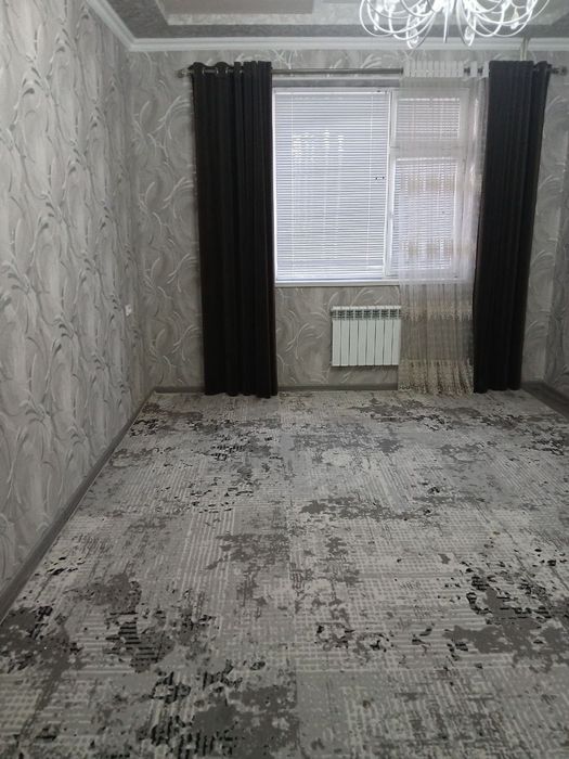 9 Mkr Yangi Xayot Domi  1 etaj 1 xona