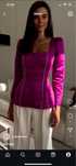 Costum fucsia deosebit facut la o casa de moda din Chisinau S/M