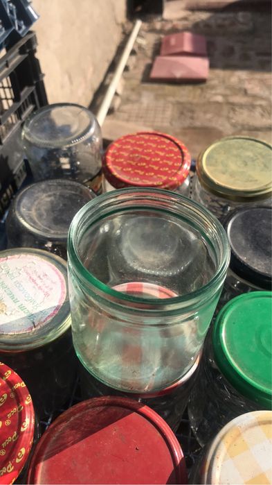 Предлагам различни видове буркани!