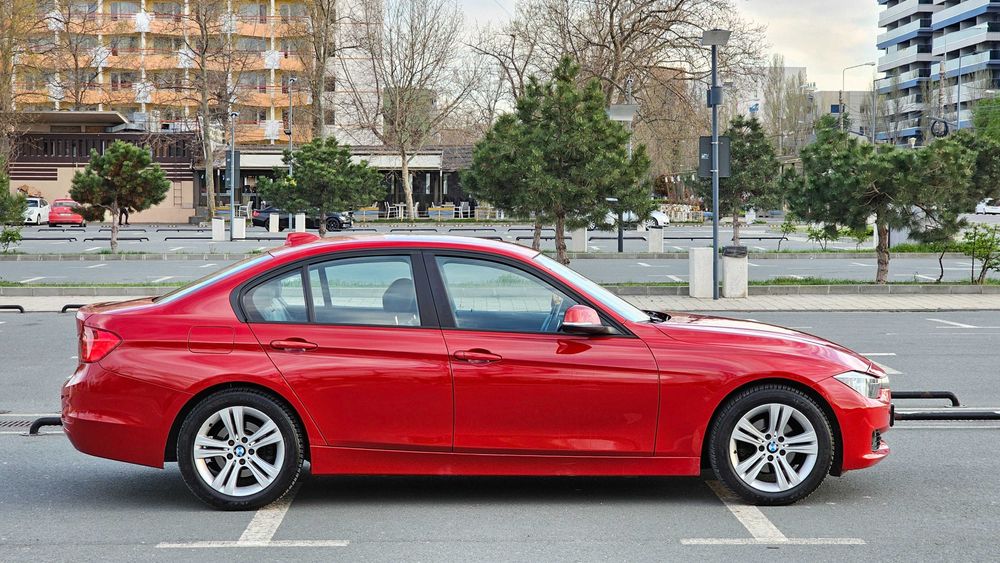 BMW Seria 3 320i Aut.