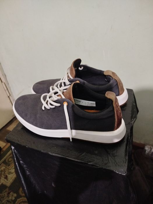 Продам кожаную обувь.