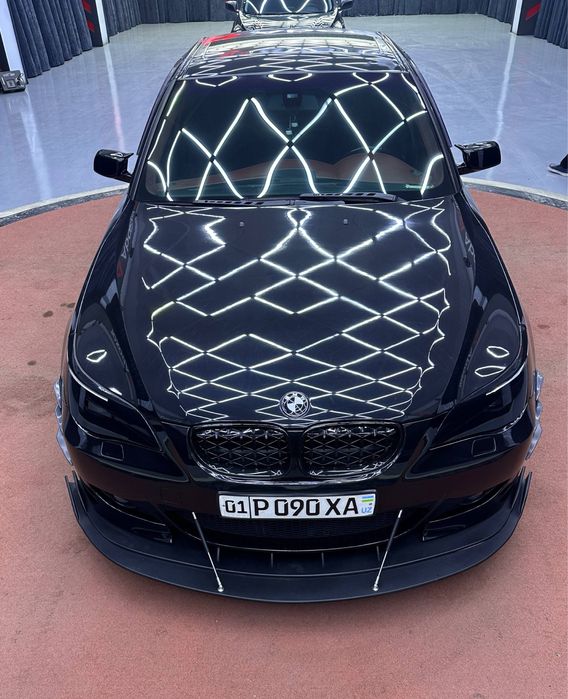 Продаётся рестайл BMW е60 530i полный тюнинг салона под заказ