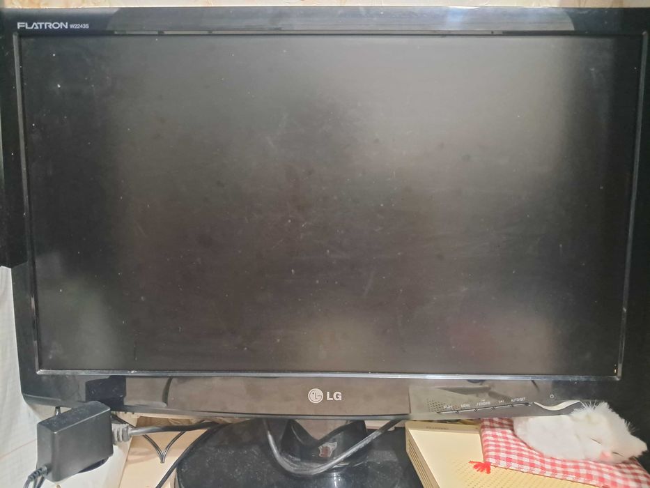 Продам монитор LG