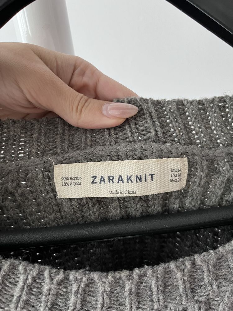 Дамски пуловери ZARA, H&M