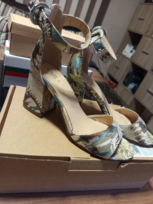 Дамски обувки 38 номер