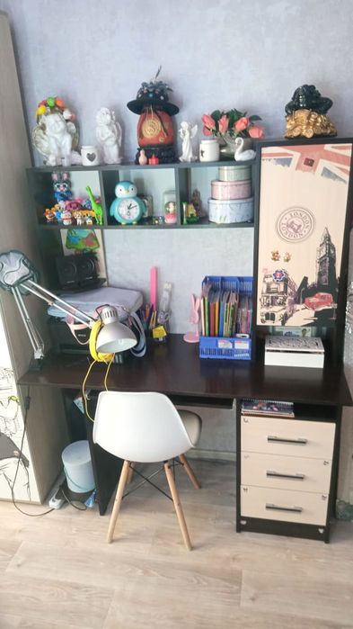 Продам компьютерный стол