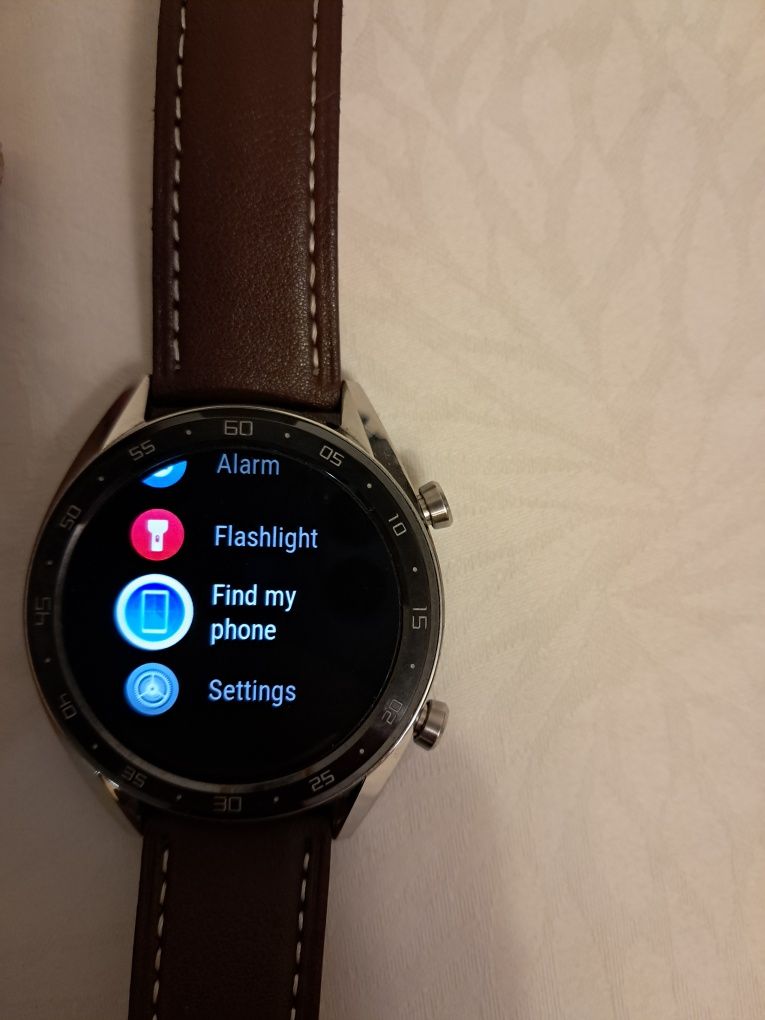 Смарт часовник Huawei watch GT1