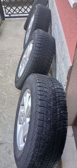 Джанти със зимни гуми за Hyundai ix35