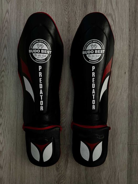 Manusi + Tibiere Kickbox