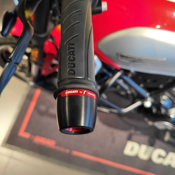 HobbyMoto vinde Ducati Scrambler ICON 800, garantie 3 ani