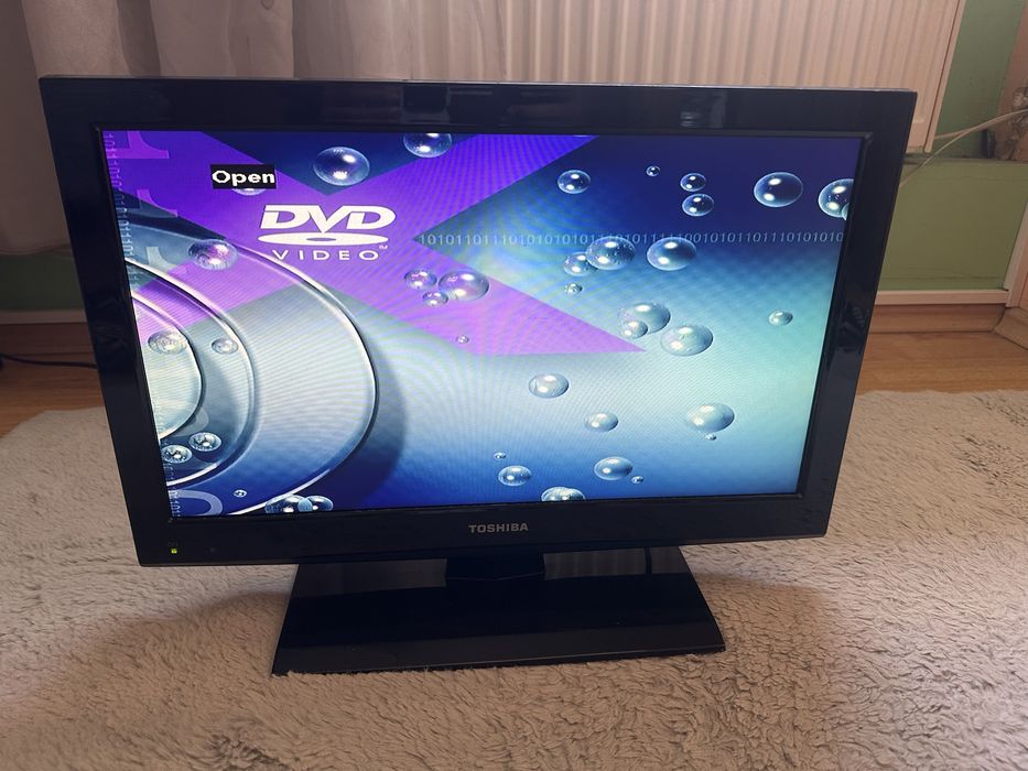Tv Toshiba sport 48 diagonala / DVD incorporat hdmi