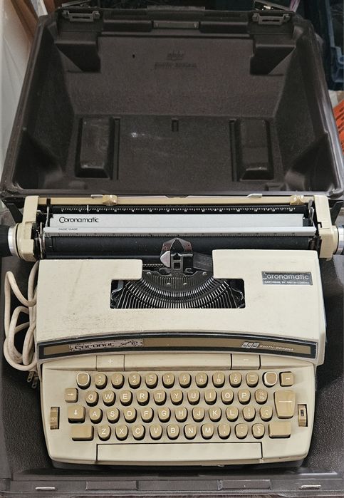 Masina de scris vintage Coronamatic