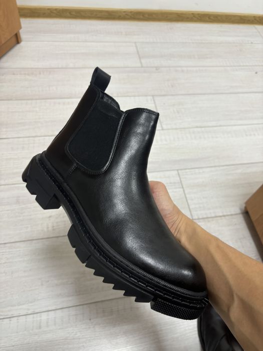 обувь 43 размера, новые, не ношенные