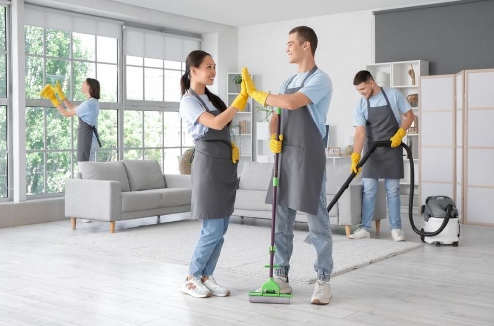 ЧИСТОТА ШУМЕН ЕООД и региона Почистване на апартаменти къщи гаражи