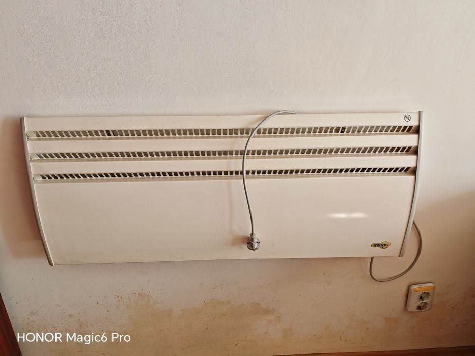 Мебели в добро състояние.