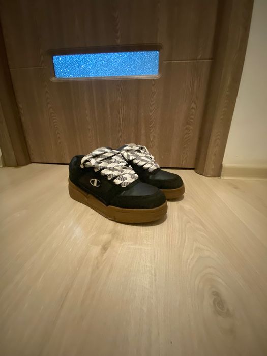 Vând adidași Champion Rebound Heritage Skate