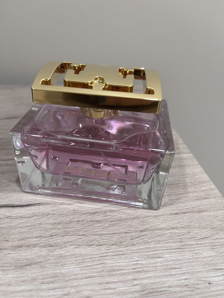 Парфюми Escada Especially, Coach Wild Rose