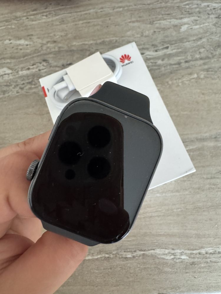 Смарт часовник Huawei Watch Fit 3