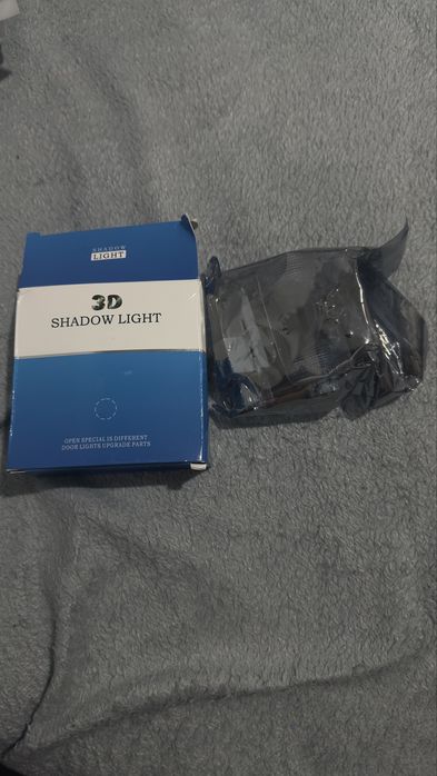 Подсветка дверя на камри 2 шт срочно