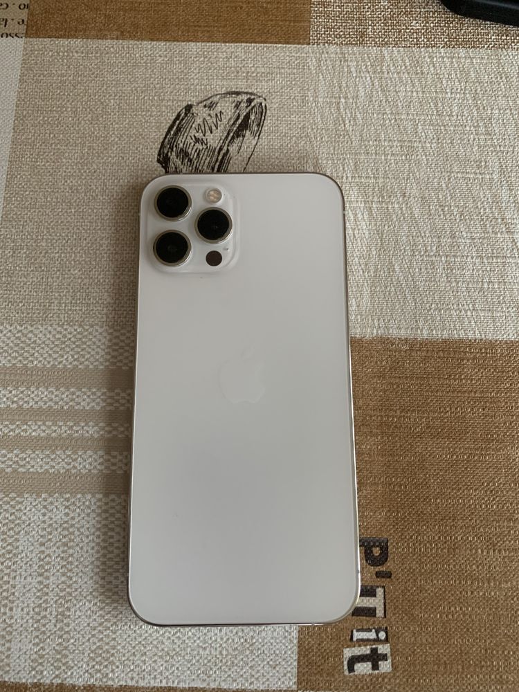 Iphone 12 pro max 512 gb като нов