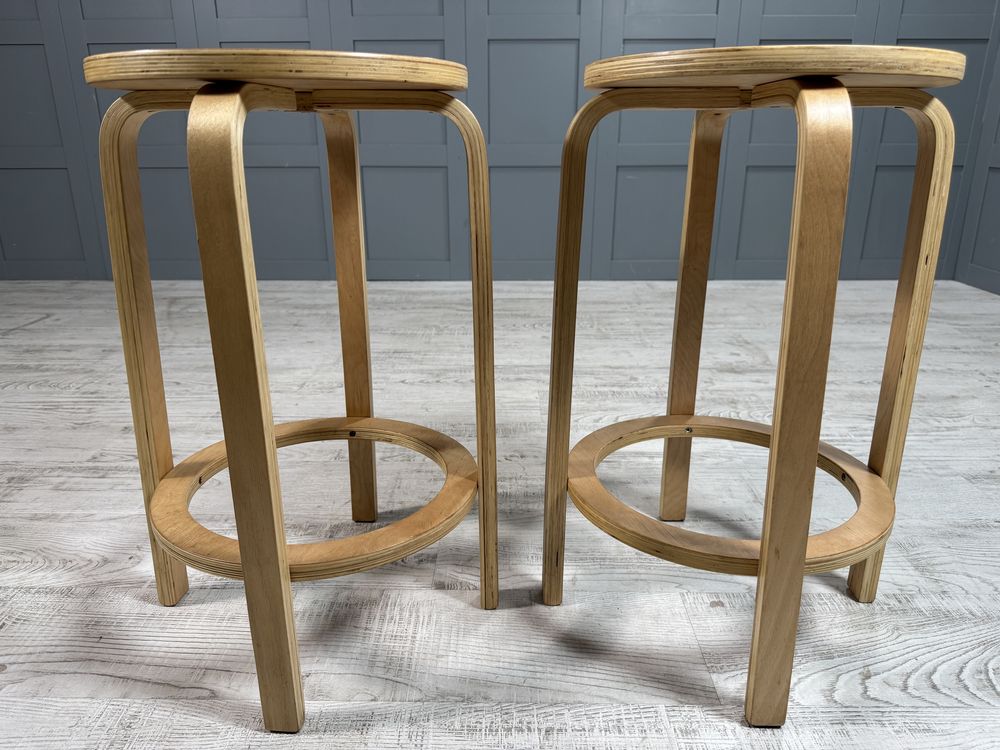 Високи табуретки - Alvar Aalto Р411