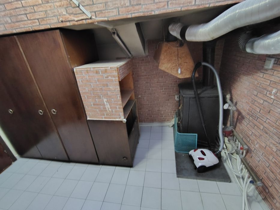 Ателие,таван под наем