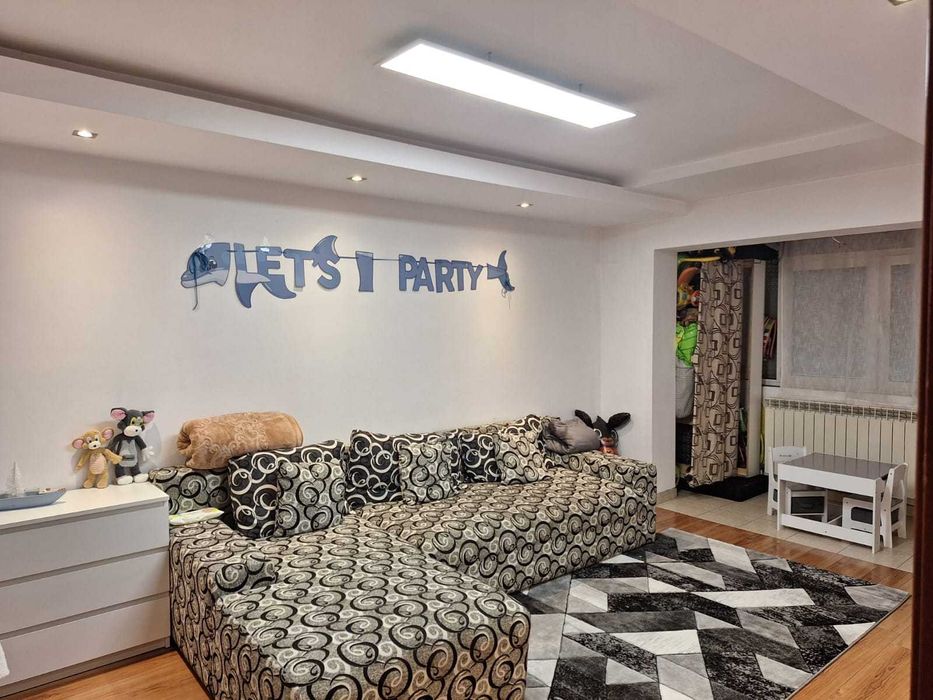 Vand apartament 3 camere – FOCSANI SUD