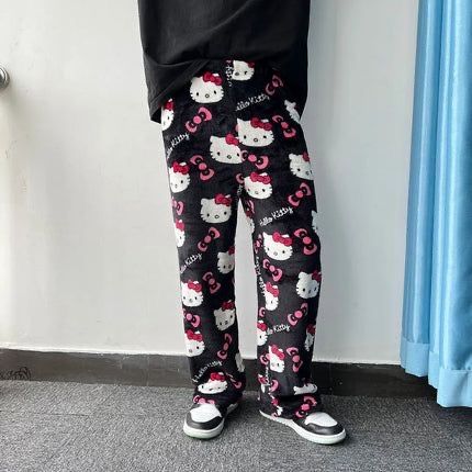 Pantaloni de pijama cu Hello Kitty pe negru