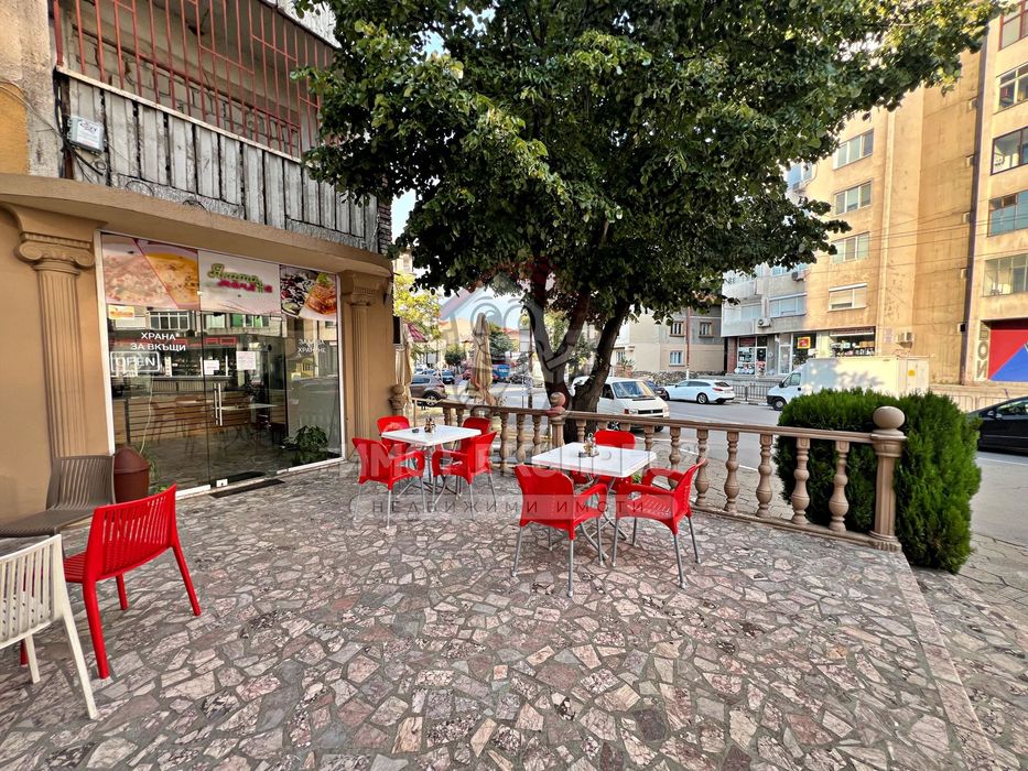 Заведение за бързо хранене, с оборудване, разработен бизнес