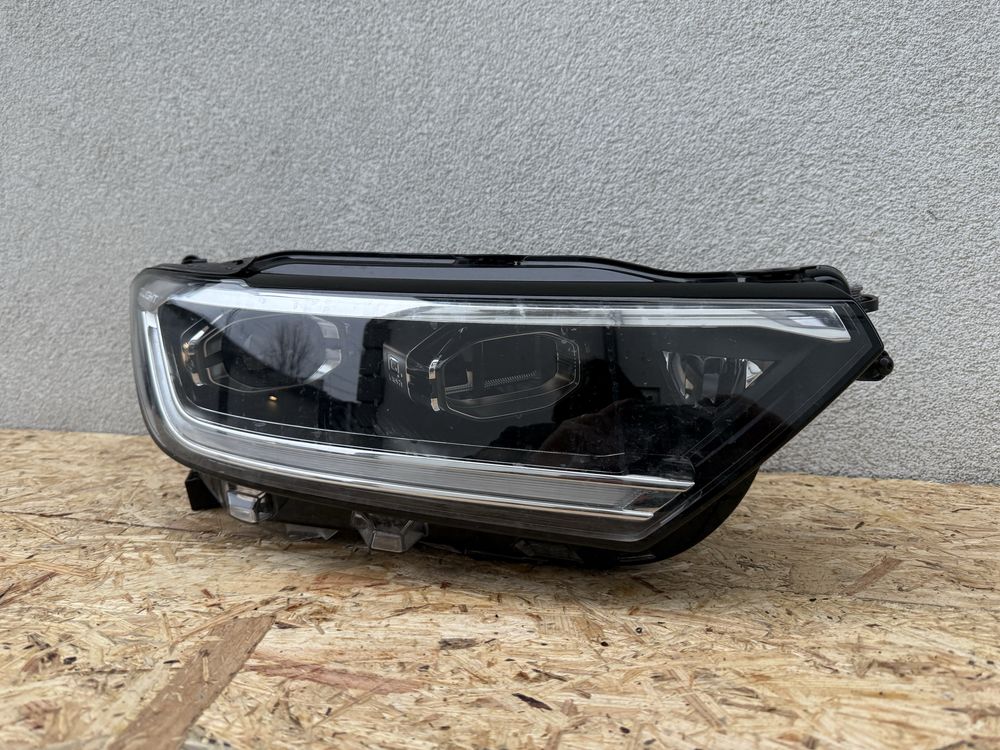 Far dreapta VW T-ROC Facelift IQ.LIGHT Full LED 2022+ Original Europa