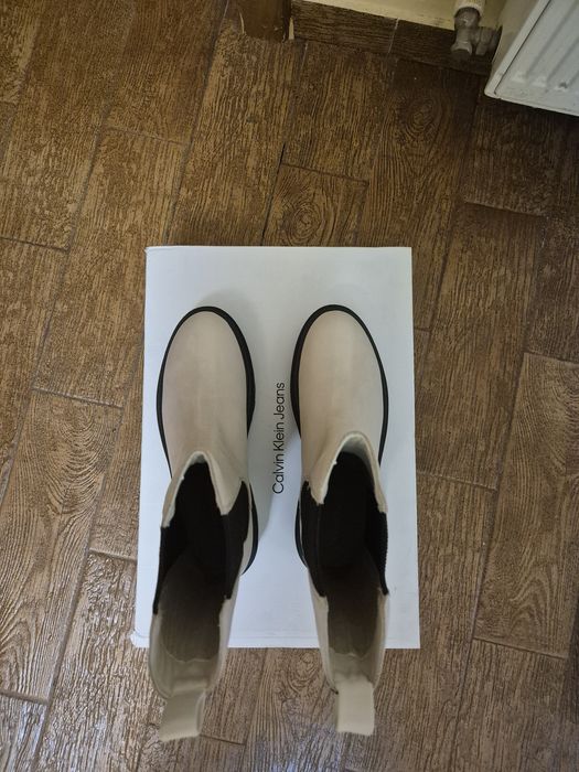 Cizme Calvin Klein dama mărimea 42