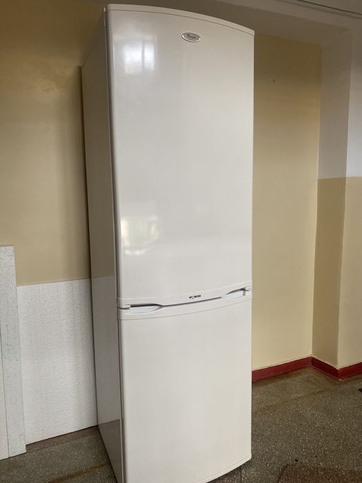 Combina frigorifica Whirlpool