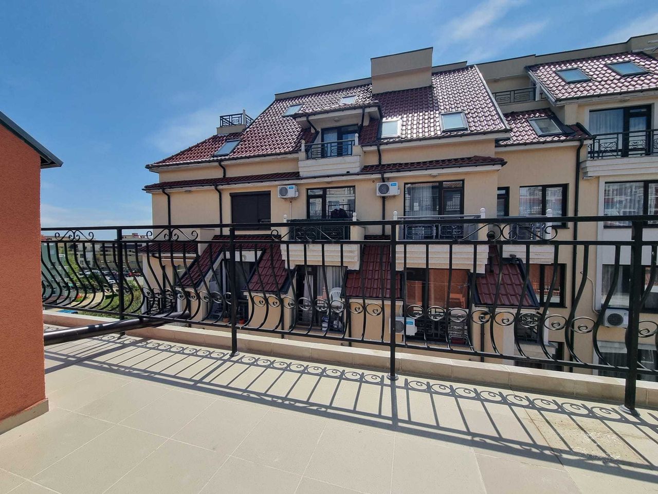 Продава се Двустаен апартамент в Свети Влас - 61 кв.м за 1104 €/кв.м - Снимка #5