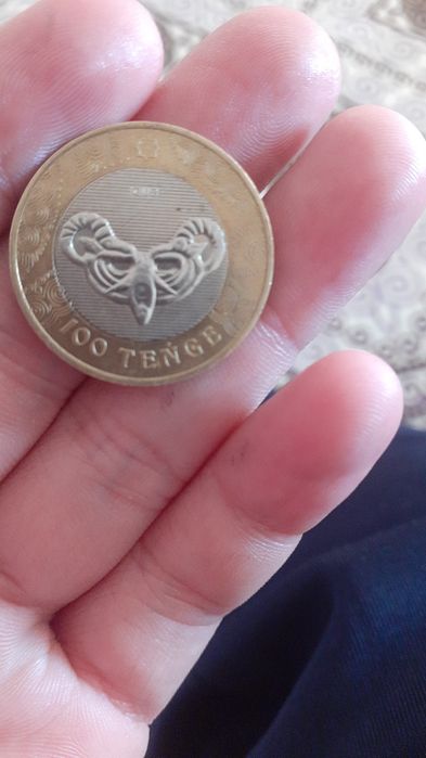 Продам реткая манета 100тг