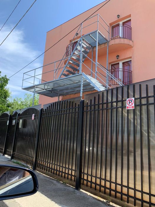 Scara metalica zincata  exterioara pentru ,case, beciuri și incendii